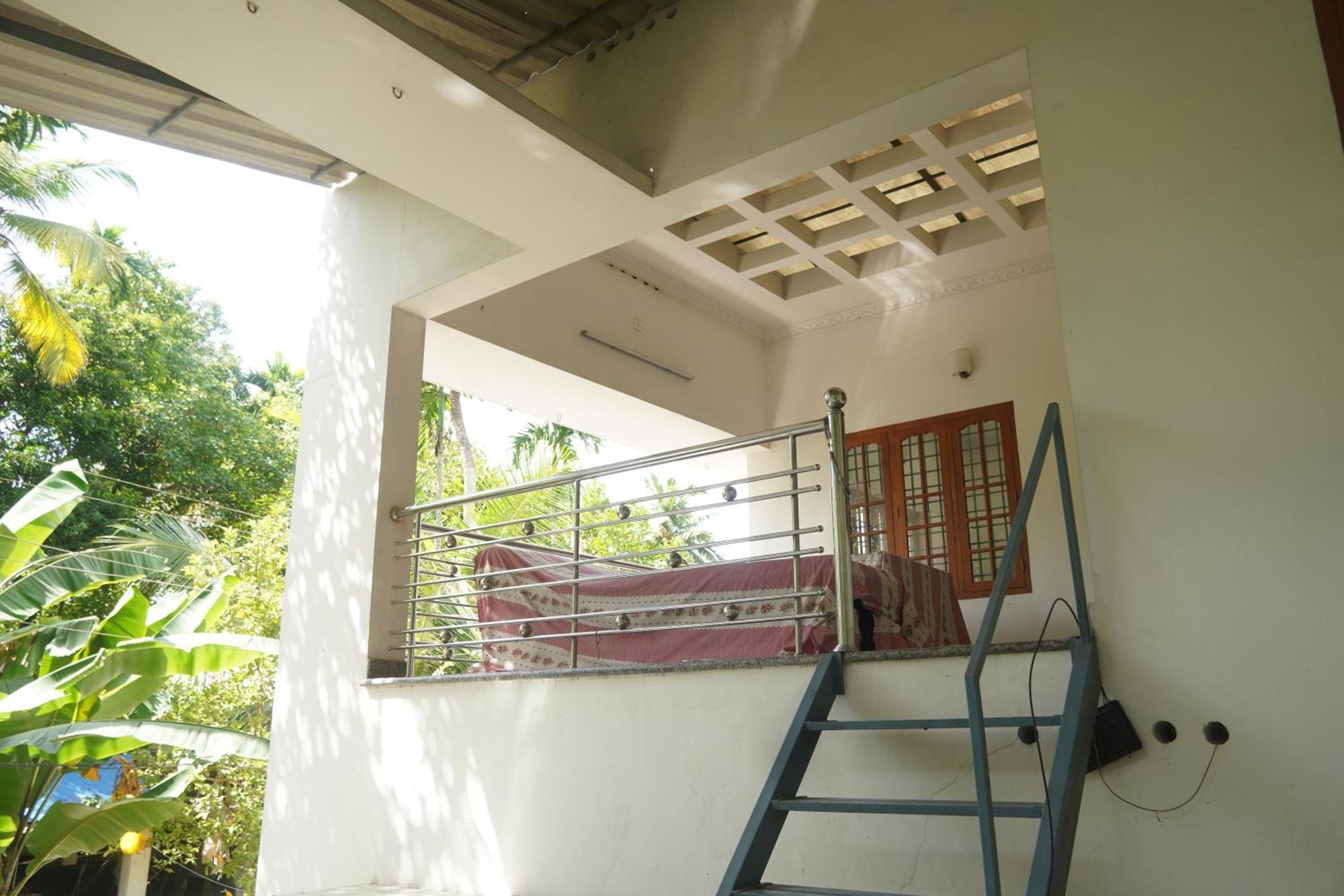 Joby Homestay Kadamakudy Kochi エクステリア 写真